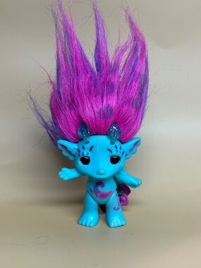 ROYAL-P PEACOCK ZELF- 2 1/2" by Moose Toys